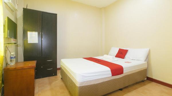 RedDoorz near Talisay District Hospital, Reservar Hotel Candulawan Visayas