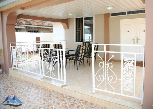 DanRitzcer Suites, Reservar Casa de hóspedes Acra Greater Accra