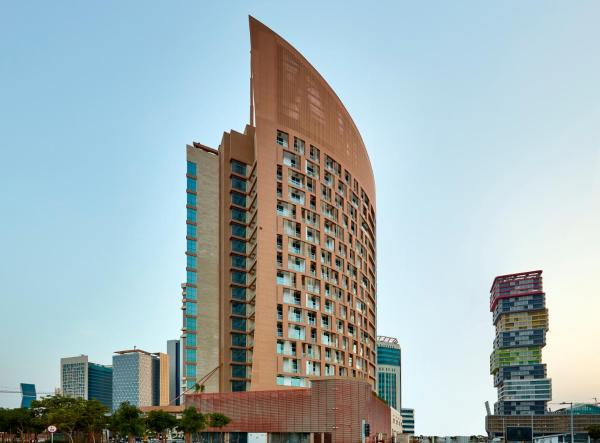 Staybridge Suites Doha Lusail by IHG