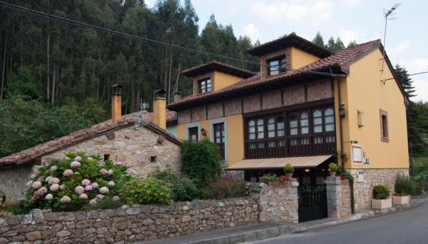 Hotel rural La Llastra, Reservar Hotel Llanes 
