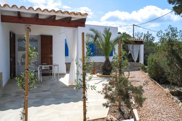 VIVIENDAS ES CARNATGE, Reservar Casa de férias Playa Migjorn Formentera