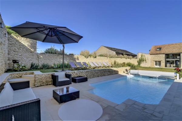 Incroyable villa à Amponville avec piscine privée, Reservar Vila Amponville 