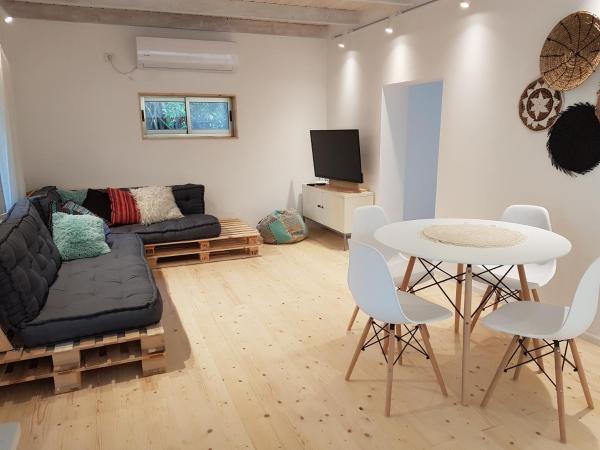 גן עדן ביקנעם המושבה, Reservar Casa de férias Hotéis em North District Israel com piscina, Piscina