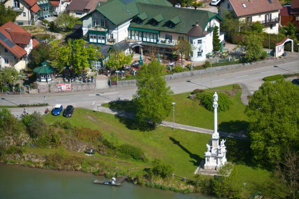 Landhotel zur Mariensäule, Reservar Hotel Taufkirchen an der Pram 