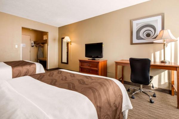 Quality Inn & Suites New Castle, Reservar Hotel New Castle Pensilvânia