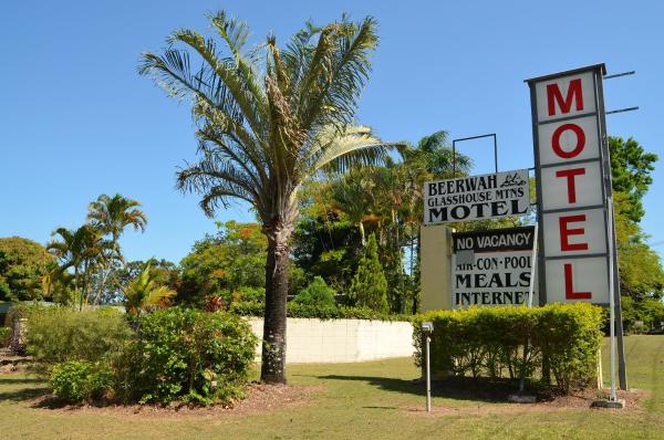 Beerwah Glasshouse Motel, Reservar Motel Beerwah Sunshine Coast