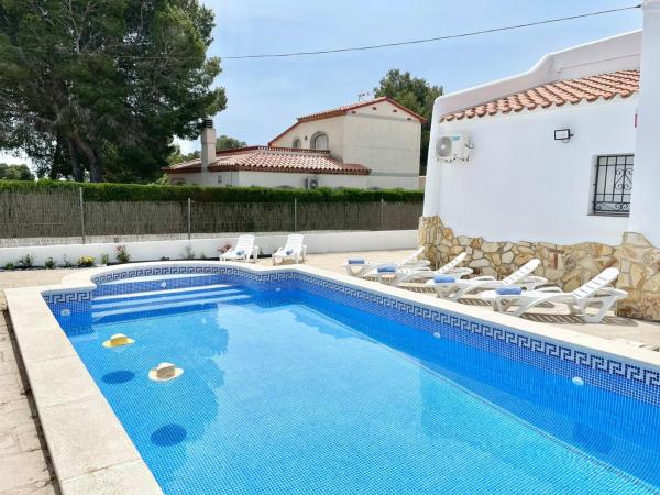 Villa Escaleta Costa dorada piscina salina y privada,barbacoa, Reservar Vila Les Tres Cales Catalunha