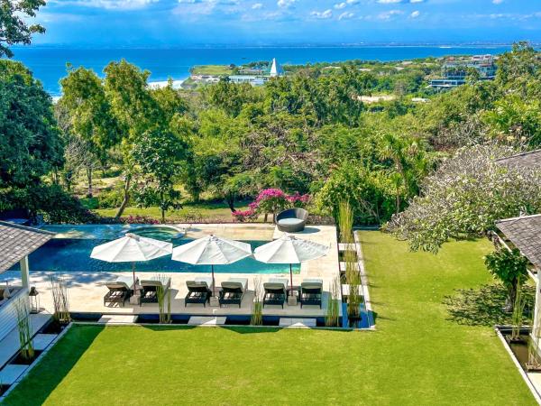 The Backyard Bingin - Private Mansion, overlooking Bingin Beach, with Cook, Ideal for Private Events and Weddings, Reservar Vila Hotéis em Bali com piscina, Piscina