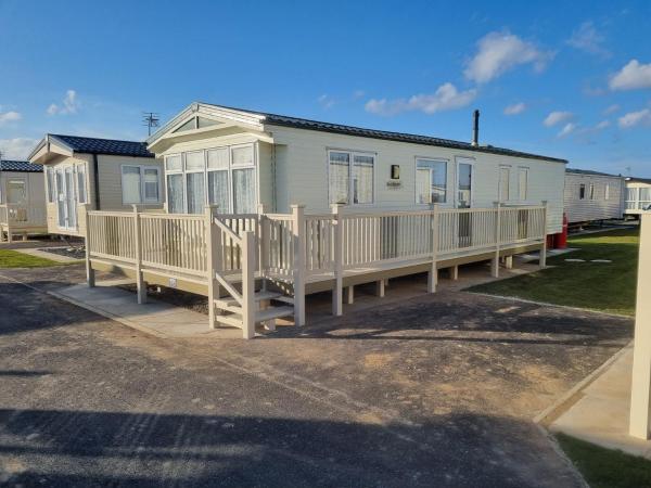 8 berth deluxe pg157 GOLDEN PALM CHAPEL ST LEONARDS PALM GROVE, Reservar Parque de campismo Hotéis em Merseyside com Piscina, Piscina