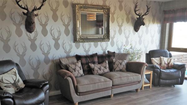 Valhalla Brae, 3 Bed House on NC500 with Beautiful Castle and Sea Views, Reservar Casa de férias Keiss Caithness