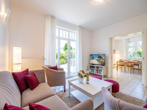 Ferienhaus Sonnenglanz, Reservar Casa de férias Hotéis em Usedom com estacionamento, Estacionamento