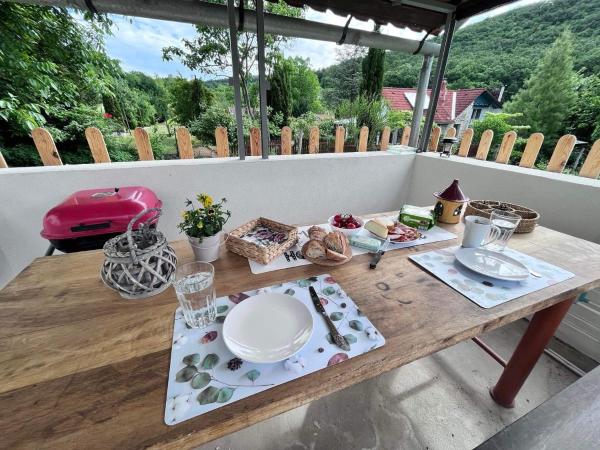Neve Nincs NYARALÓ - önálló Házikó- privát szféra, Reservar Apartamento Balatonfüred 