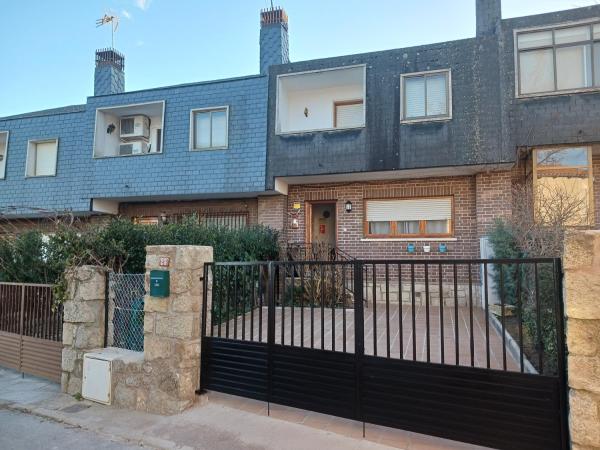 La Casita de Cabanillas. Cabanillas de la Sierra, Reservar Casa de férias Hotéis em Comunidade de Madrid com piscina, Piscina