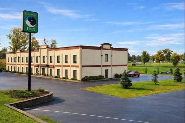 Pleasant Night Inn, Reservar Hotel West Carthage Nova Iorque