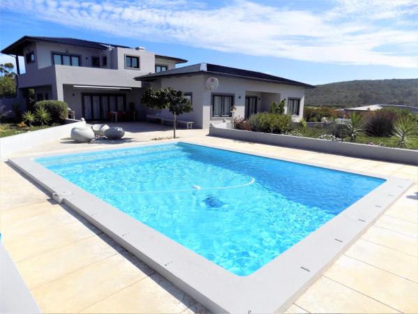 Green Goose self catering villa with pool, Reservar Vila Plettenberg Bay Knysna