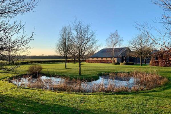 Karibu de Stallen (met Sauna en Stoom douche), Reservar Casa de férias Daarle Overijssel
