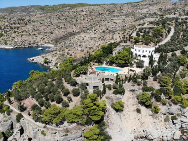 Pyrgi Spetses, Reservar Vila Spetses Saronic Islands
