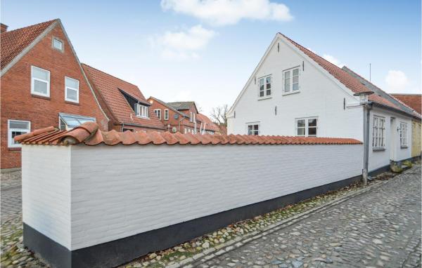 3 Bedroom Stunning Home In Tønder, Reservar Casa de férias Tonder Sønderjylland