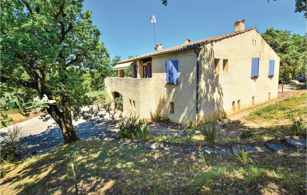 4 Bedroom Gorgeous Home In Chamaret, Reservar Casa de férias Chamaret Marselha