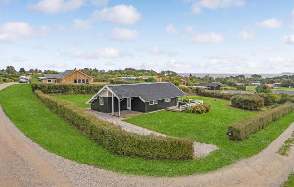 Beautiful Home In Ebeltoft, Reservar Casa de férias Ebeltoft 