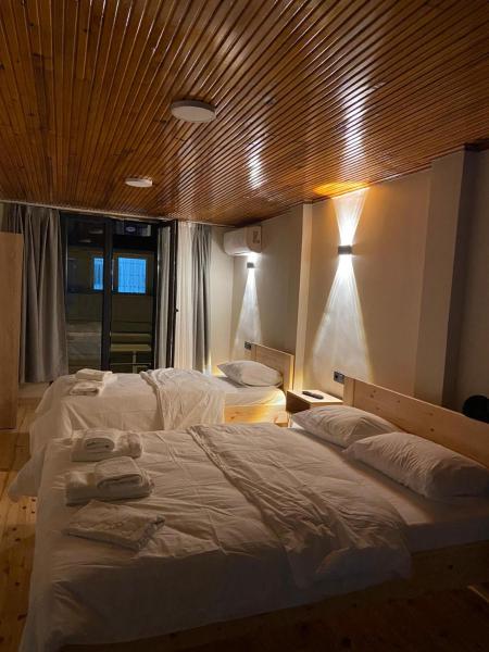 La Perato, Reservar  Beyoglu Beyoglu