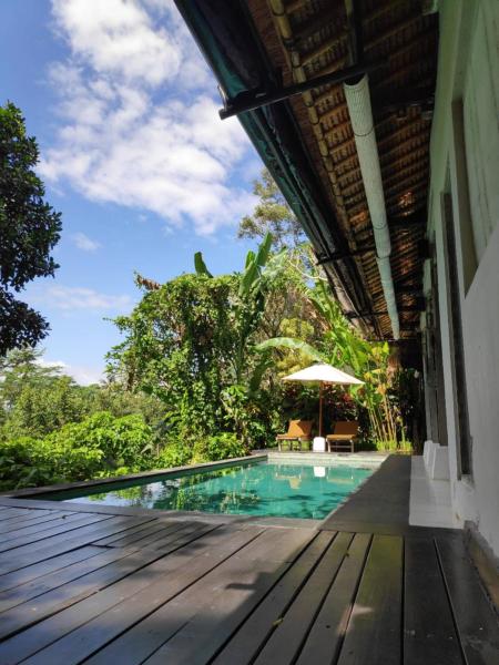 Villa Damai Shanti, Reservar  Hotéis em Bali com piscina, Piscina