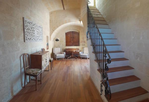 La Commenda di Picciano - Country House, Reservar  Hotéis em Basilicata com estacionamento, Estacionamento
