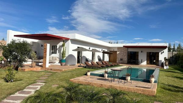 Villa Ehzzara piscine chauffée, Reservar  Hotéis em Marrakech-Tensift-Haouz com piscina, Piscina