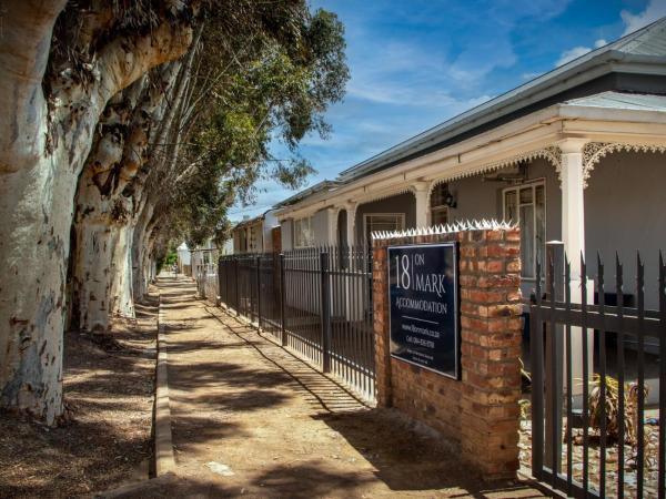 18 on Mark, Reservar  Willowmore Eastern Cape