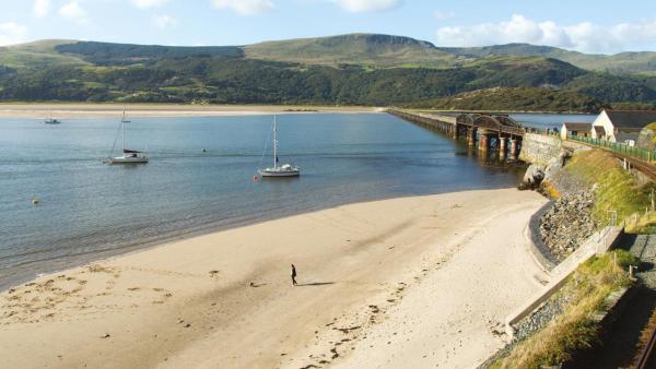92 Barmouth Bay Holiday Park, Reservar Aldeamento turístico Hotéis em Gwynedd com piscina, Piscina