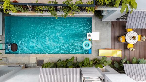 ELIVAAS Signature 5 BHK Pet Friendly with Pvt Pool | Villa Vacasa, Reservar Vila Hotéis em Goa com piscina, Piscina