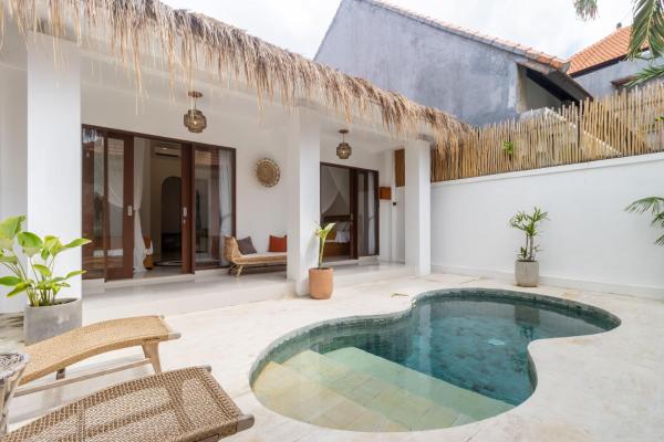 Lyla Villa by The Balinese Villa Agency, Reservar  Hotéis em Munggu com Piscina, Piscina