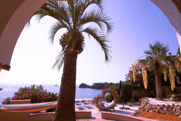 Villa de prestige en bord de mer dans la baie de Cannes, Reservar  Théoule-sur-Mer Alpes-Maritimes