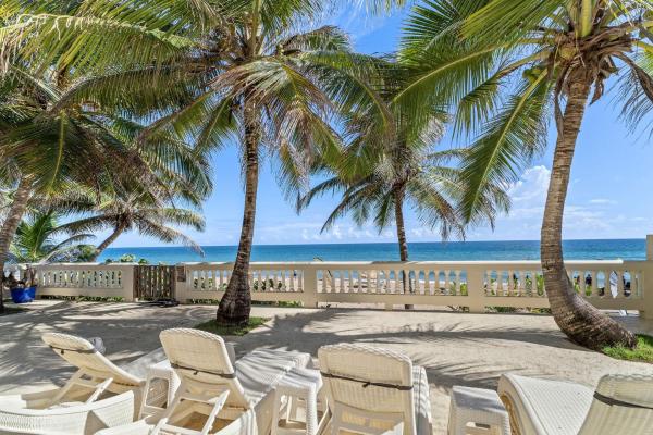 Sandy Beach Villa - Spectacular setting on the beach, Reservar  Rincon Aguadilla