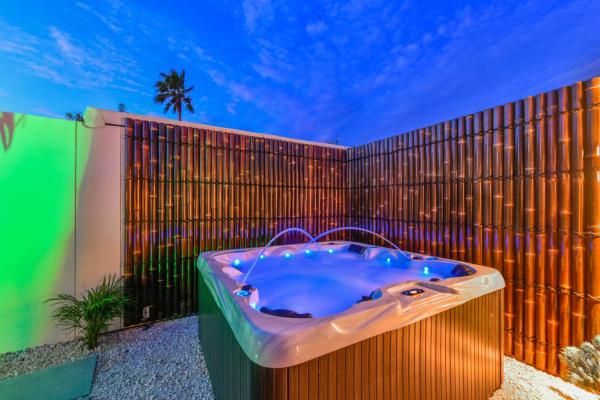 Swiss Paradise Aruba Luxury Collection, Reservar  Hotéis em Palm-Eagle Beach com piscina, Piscina