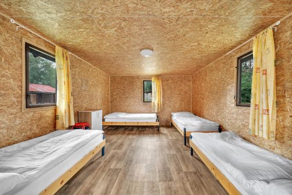 Chatová osada Bílý Kámen, Reservar  Doksy Macha Lake
