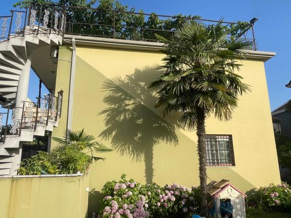 Xhou's Home, Reservar  Hotéis Baratos em Shkoder County