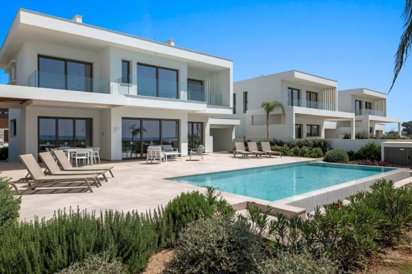 Serenity Waves Villa 6, Reservar  Sophtadhes Larnaca