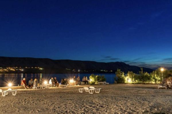 Tonino Apartments & Rooms, Reservar  Pag Pag Island