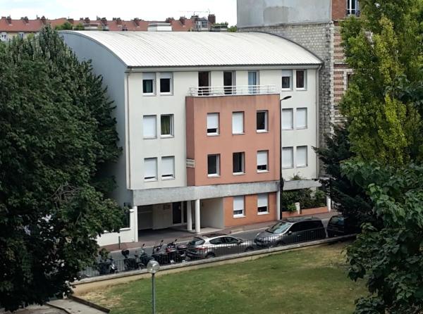 Residence Erasmus, Reservar  Malakoff Asnieres-sur-Seine