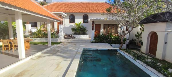 Villa Mamina, Reservar  Hotéis em Bali com piscina, Piscina
