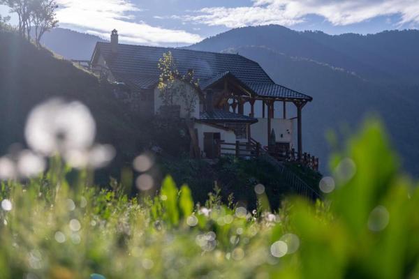 Alpin Zeneli Chalet, Reservar Chalé Çerem Kukës County