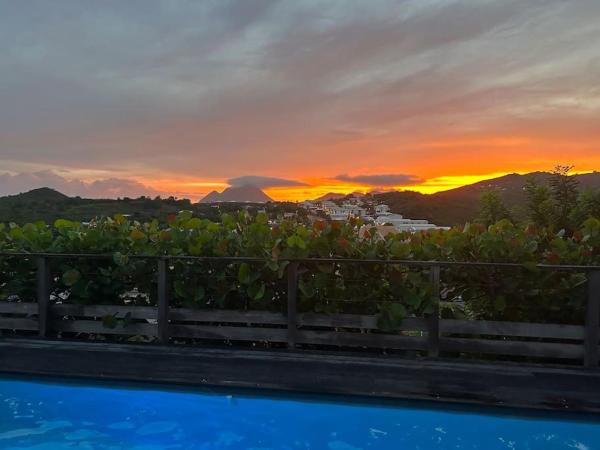 Nouveau ! Villa au Diamant, Reservar  Hotéis em Fort-de-France com Piscina, Piscina