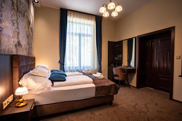 Vöröskő Villa- ALELNÖKI szauna és jakuzzi használattal, Reservar  Balatonalmádi Veszprem