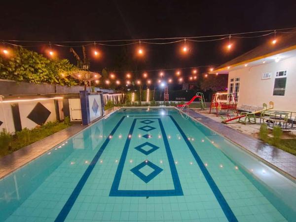 New Haika Villa Puncak, Reservar  Hotéis em West Java com Piscina, Piscina