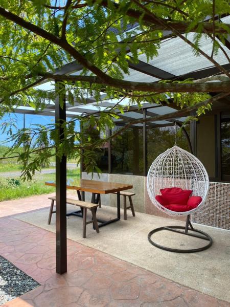 Lily Garden Homestay, Reservar  Yilan Yilan