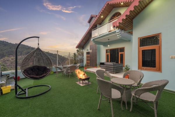 The Corner House I Pet friendly & Serviced Villa I Open Air Lawn & Plunge Pool I Bonfire I Dance I Music I Full Party I Kasauli By Exotic Stays, Reservar  Kasauli 