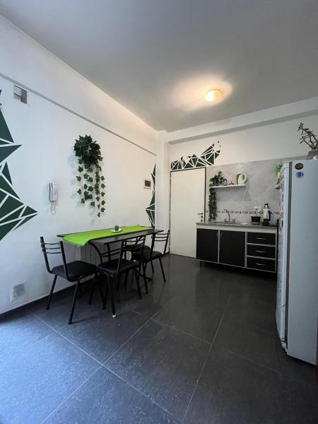 Depto en Villa Carlos Paz para 4 personas - Piscina y cochera, Reservar  Hotéis em Córdoba com piscina, Piscina