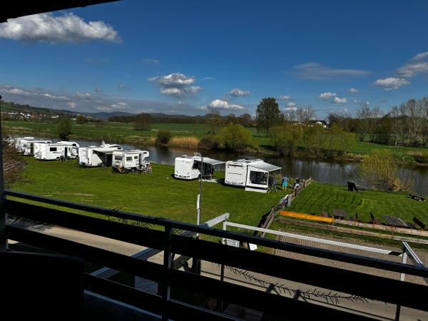Campingplatz Weserterrassen Polle, Reservar  Polle Weser Uplands