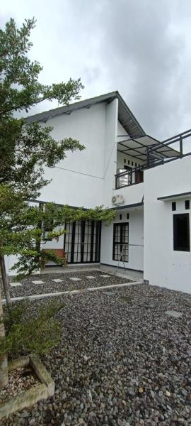Villa Trojayan, Reservar  Muntilan Central Java